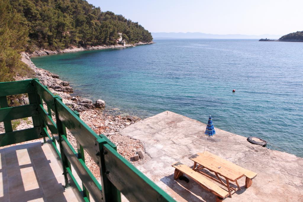 Robinson Mili Villa Bogomolje Bagian luar foto